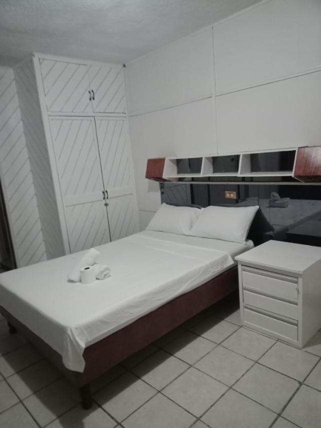 2 Hotel Saleh Анхелес Екстер'єр фото
